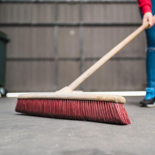 Servicio de limpieza y mantenimiento de garajes